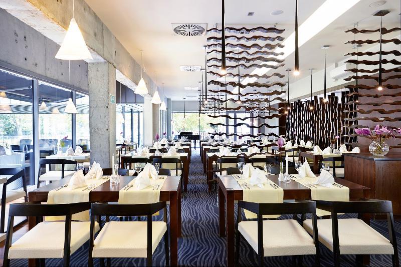 Royal Tulip Sand Kołobrzeg Exterior foto The restaurant